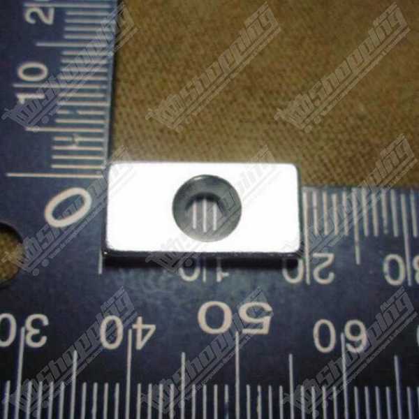 Aimant néodyme rectangulaire 20x10x3mm avec trou 4mm