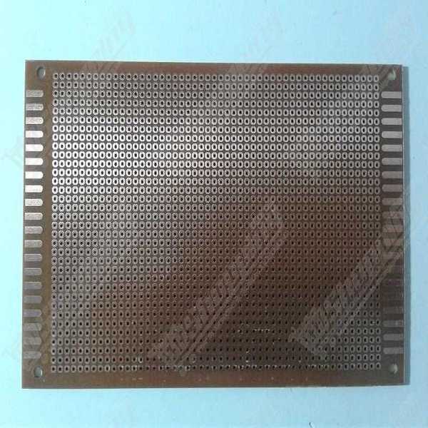Plaque d'essai pastillée simple face 7x9cm pas 2.54mm
